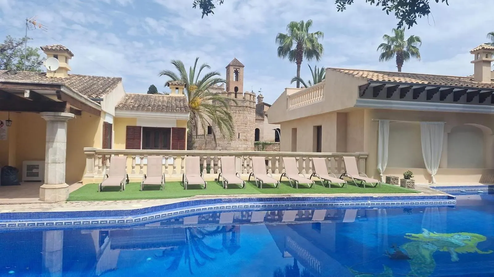 Villa With Private Pool -Palma Ambassador Center Etv14825